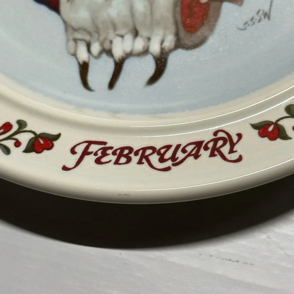 Newell pottery month plate February #5949A Sarah Stillwell‎ Webber collection